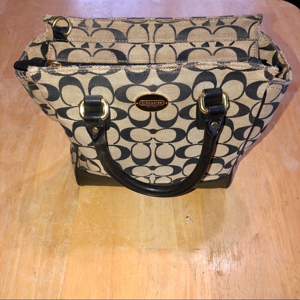 Coach Signature small tote Black and Tan - Picture 2 of 8